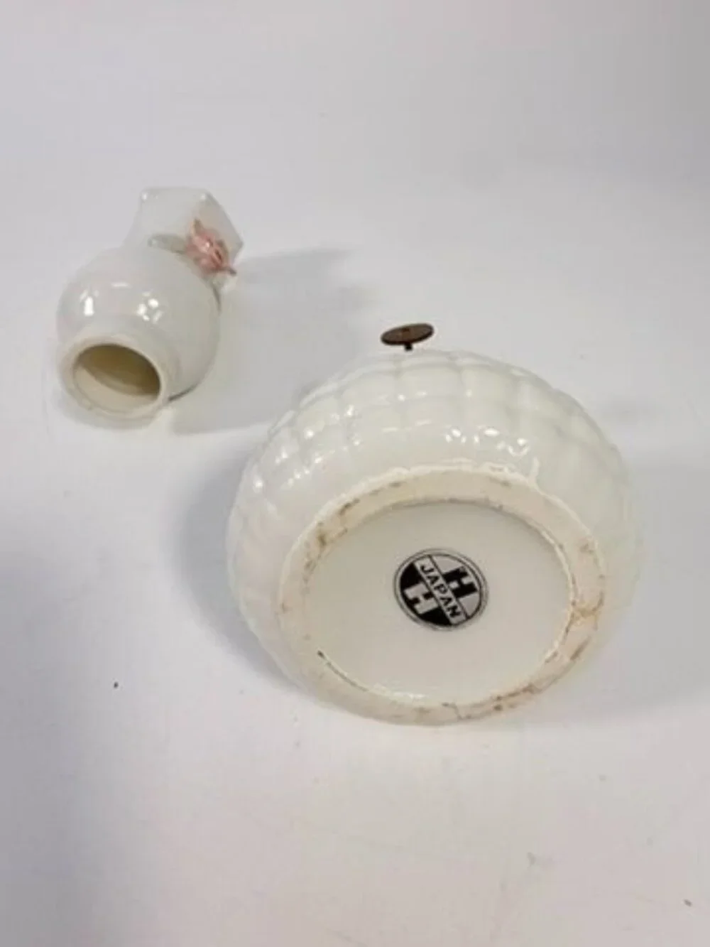 Mini Finger Oil Lamp Porcelain Ceramic Raised Rose Shade Chimney Vintage Home De - Picture 16 of 16